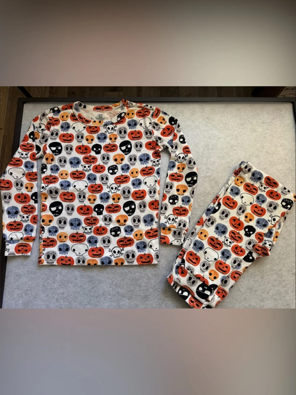 Gymboree Kids Halloween Pumpkin Print Pajama Set - Orange/Black/Gray. Size 12